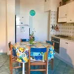Apartman Trilocale Vicino Alla Spiaggia