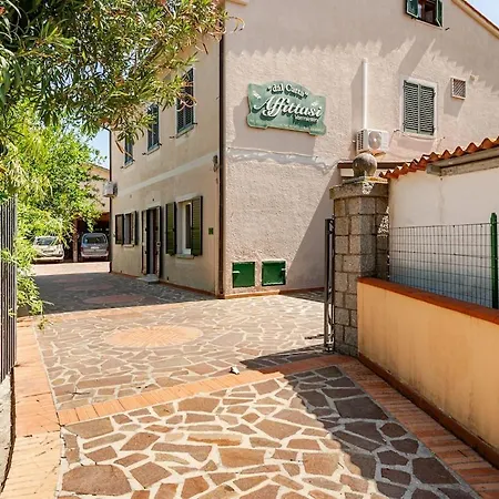 Trilocale Vicino Apartment Marina di Campo